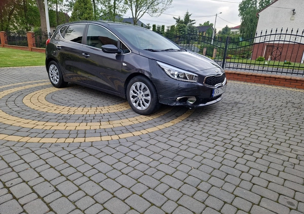 Kia Ceed cena 29900 przebieg: 96800, rok produkcji 2013 z Libiąż małe 106